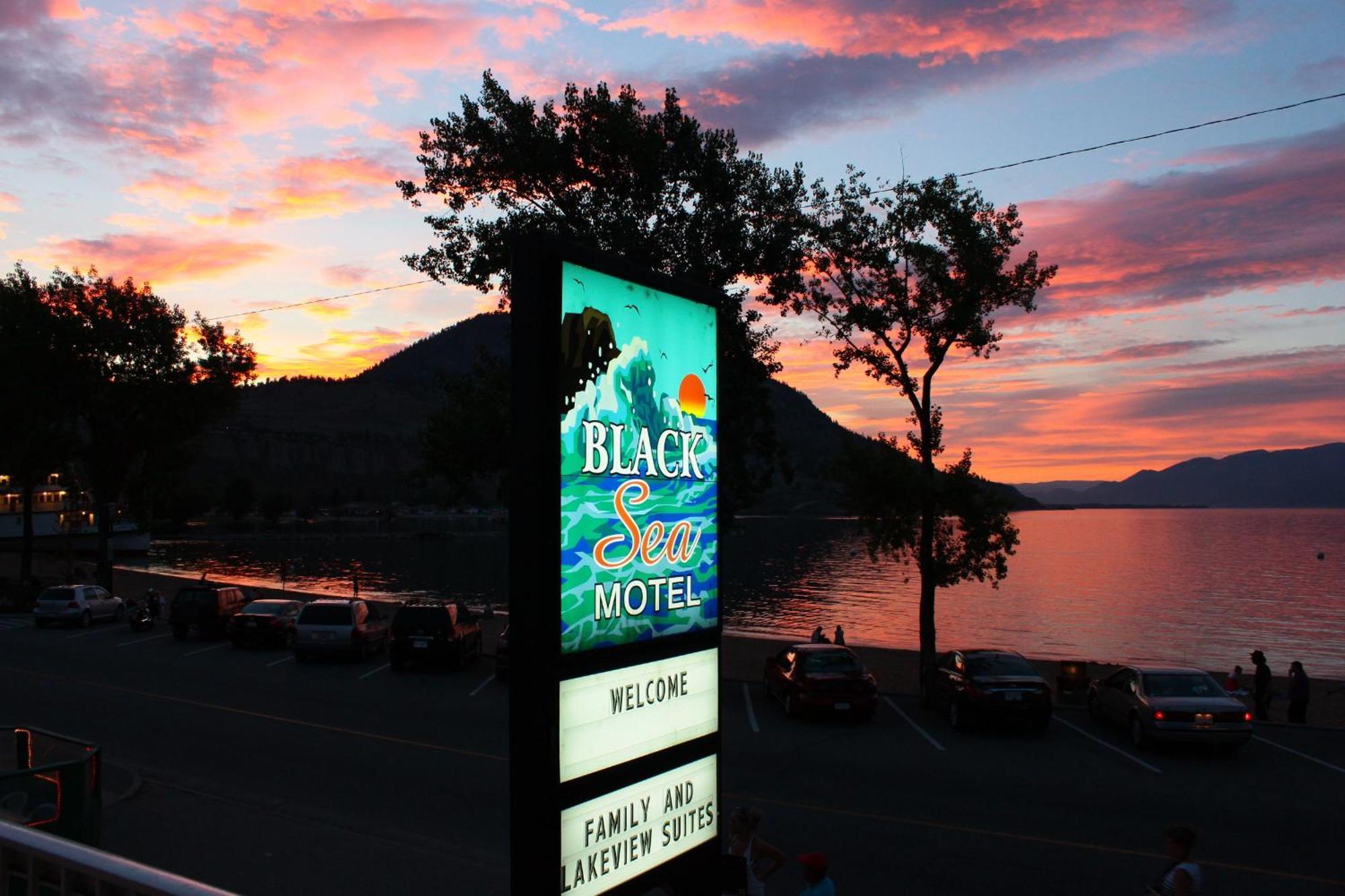 Black Sea Motel Penticton Exterior foto