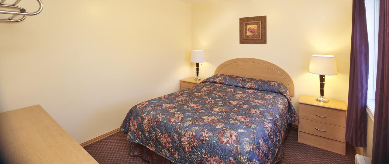 Black Sea Motel Penticton Exterior foto