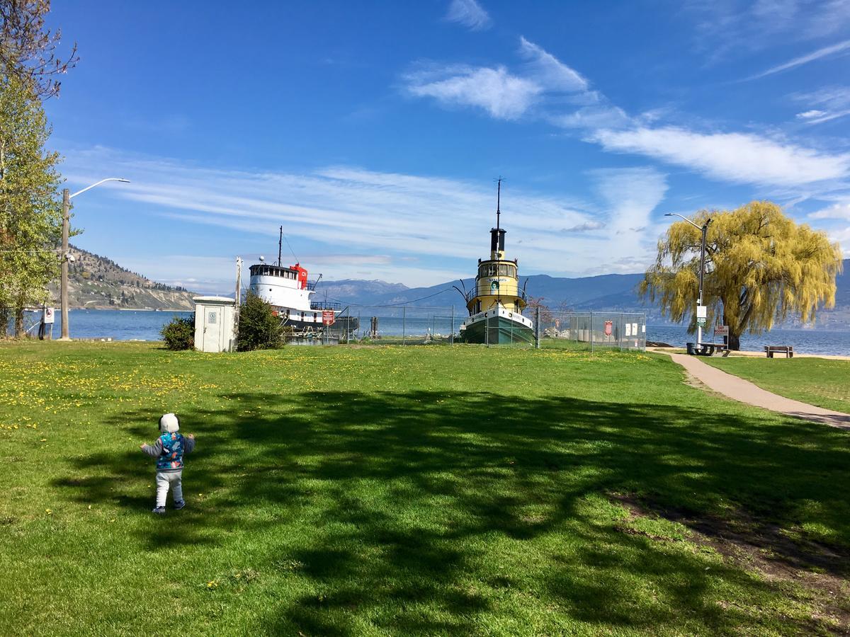 Black Sea Motel Penticton Exterior foto