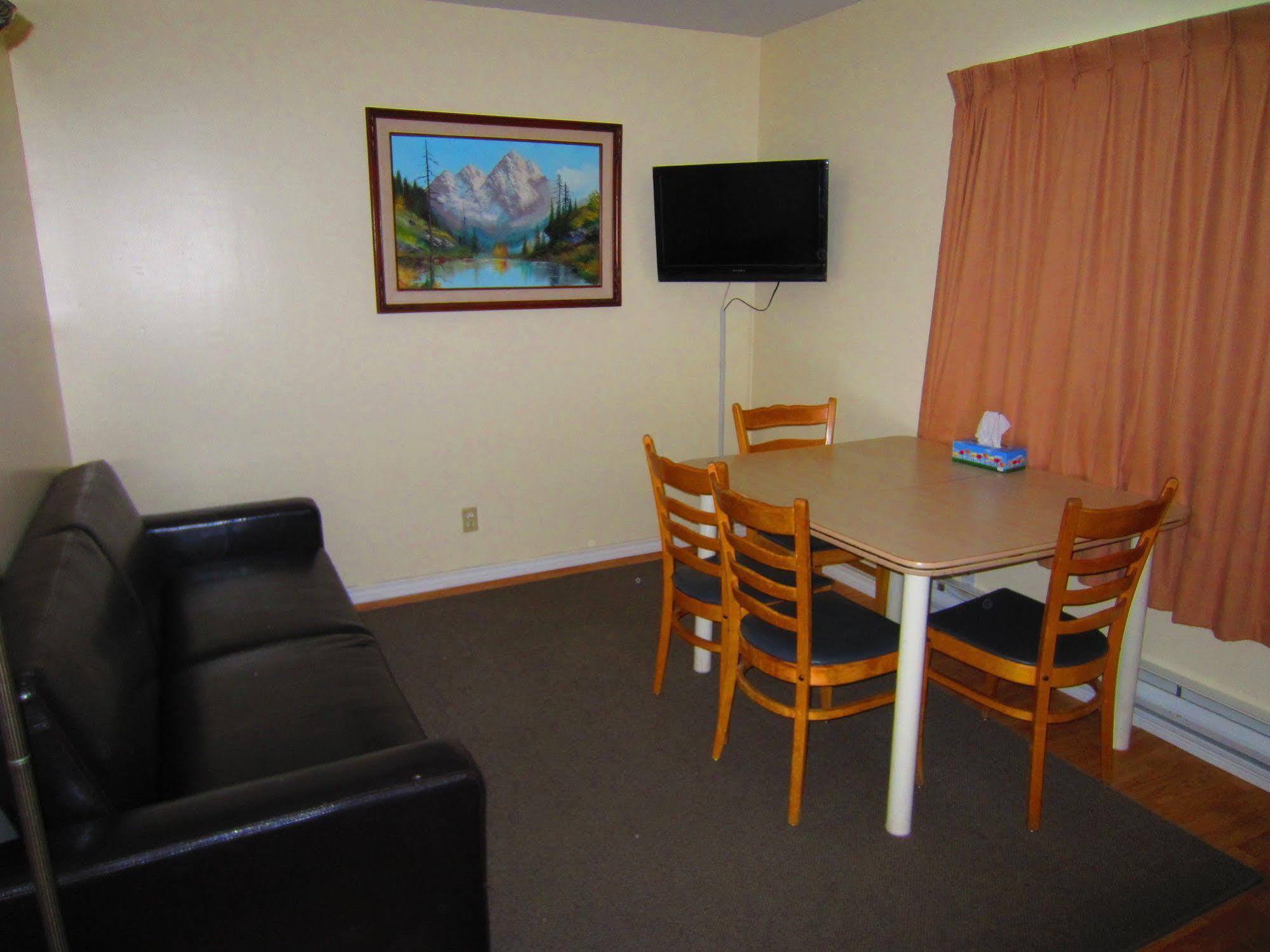 Black Sea Motel Penticton Exterior foto